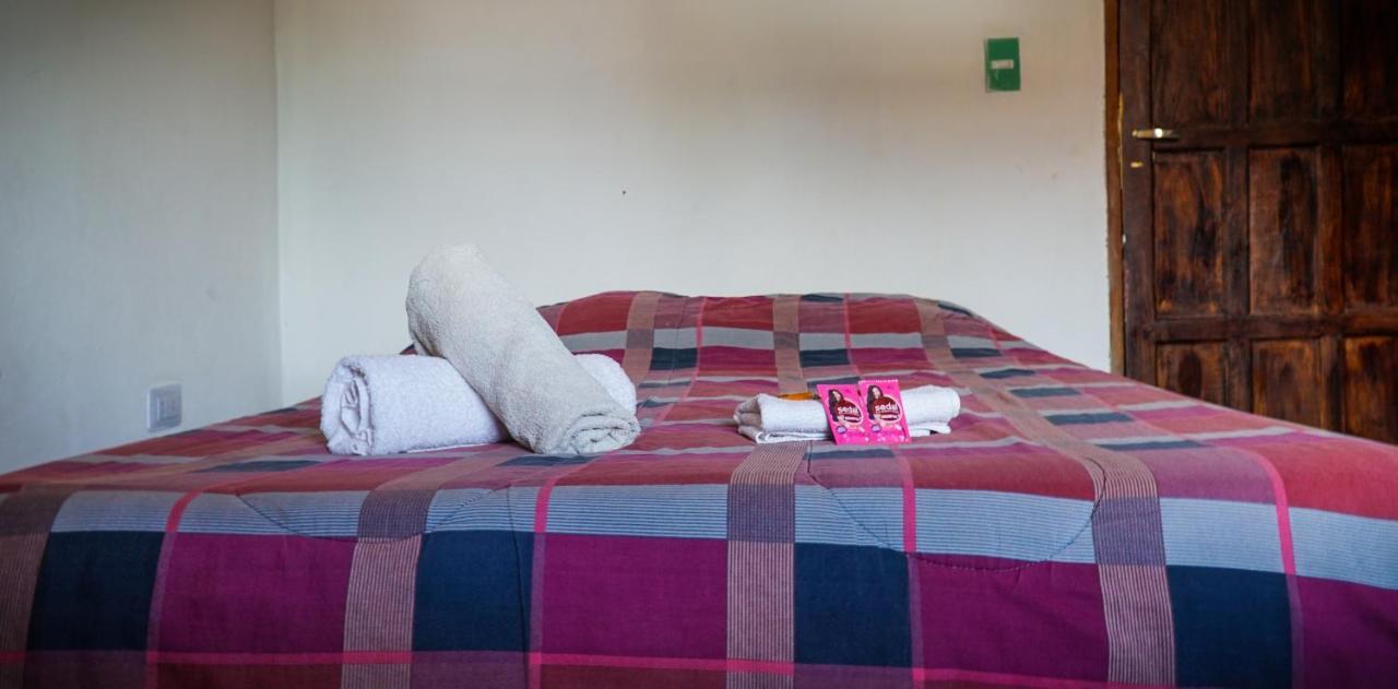 Tierra Andina Hostal Y Cabanas Тилькара Екстер'єр фото