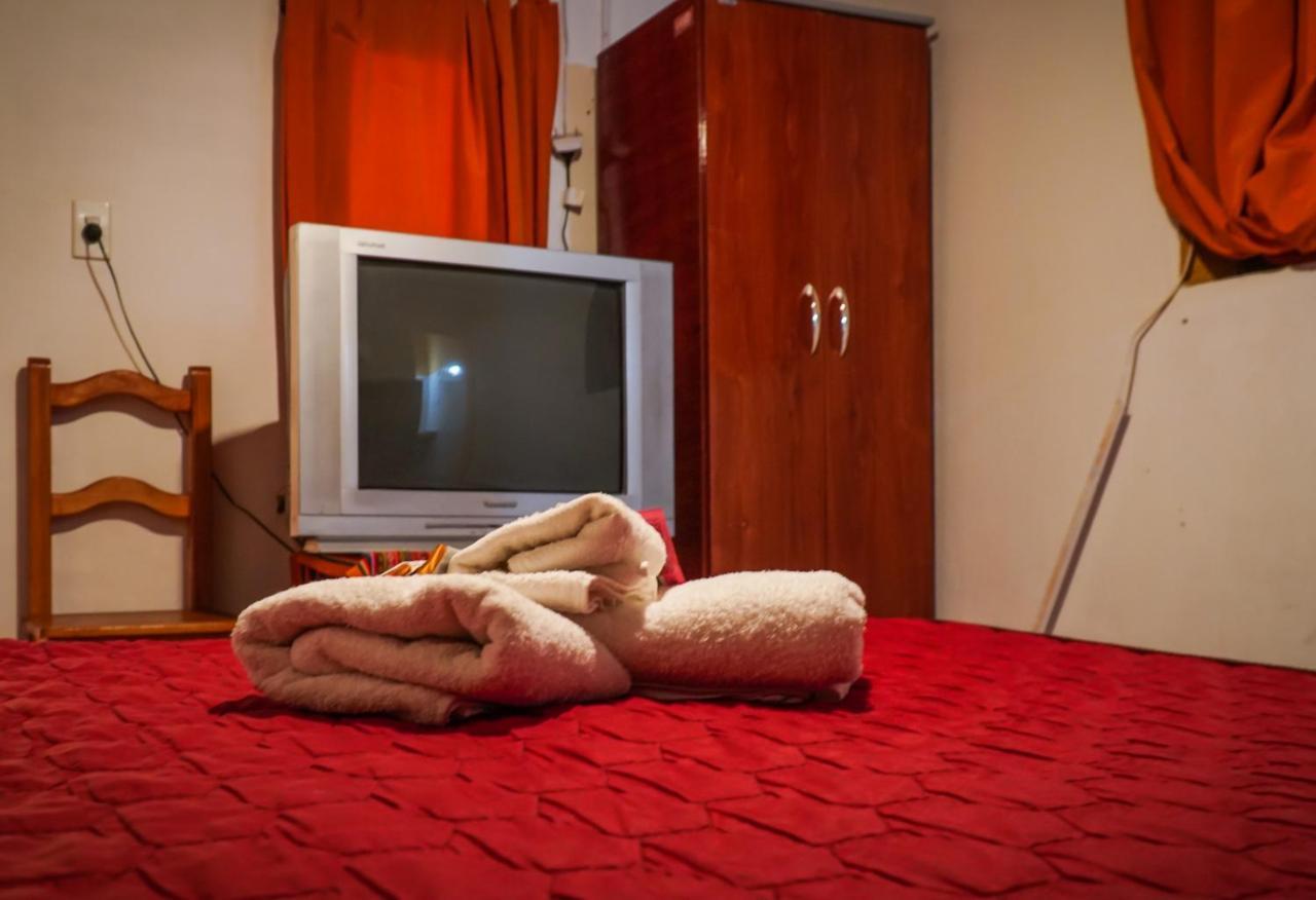 Tierra Andina Hostal Y Cabanas Тилькара Екстер'єр фото